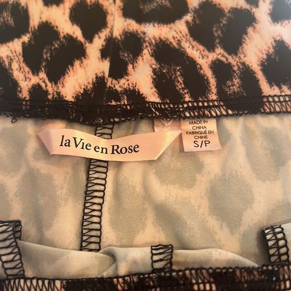 La vie en Rose silky feel wide leg leopard lounge pants - Picture 4 of 10